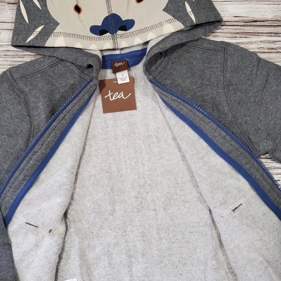 Tea Collection Yeti Zip Up Hoodie Size 4 NWT - Picture 6 of 8